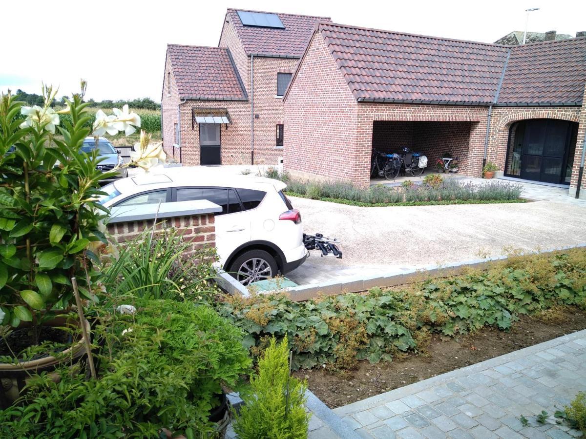 Vakantiewoning Mierzicht Met Prive Wellness Haspengouw Boekhout Eksteriør bilde